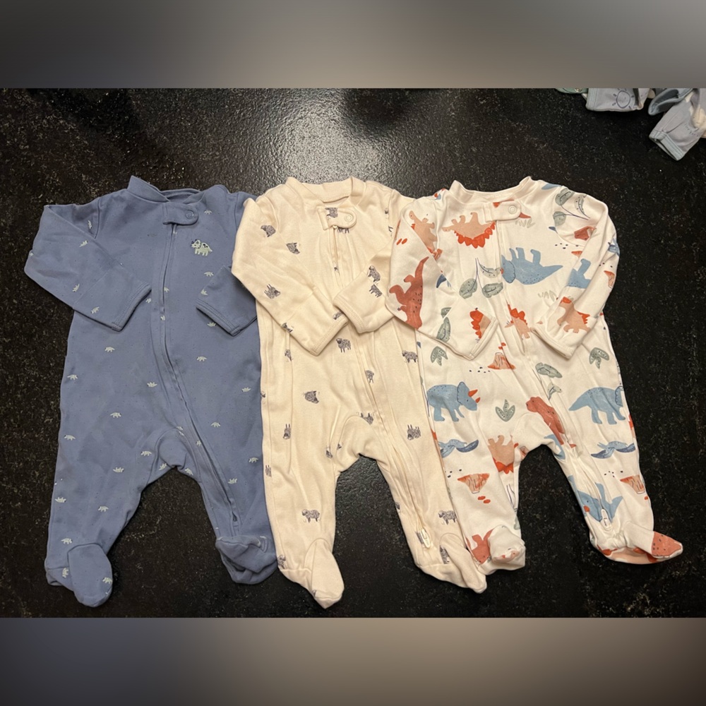 Carter's 3 onesies bundle